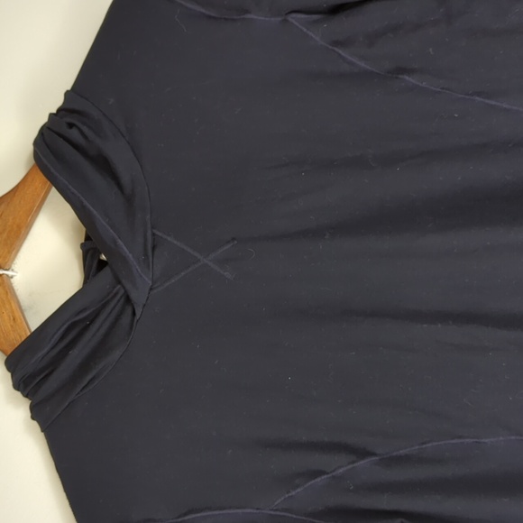 Fabletics Hooded Top - Picture 2 of 7